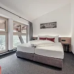 Leni Mountain Appartements *