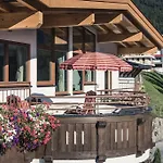 Leni Mountain Appartements * Solden