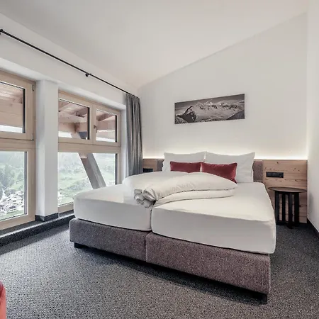 Leni Mountain Appartements *