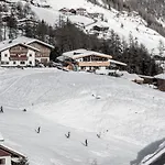 Leni Mountain Зельден