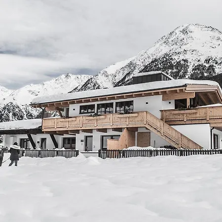 Leni Mountain זולדן