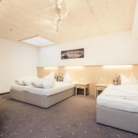 Leni Mountain Appartements