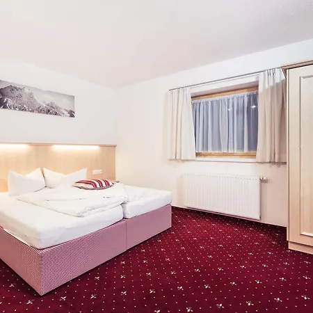 Leni Mountain * זולדן