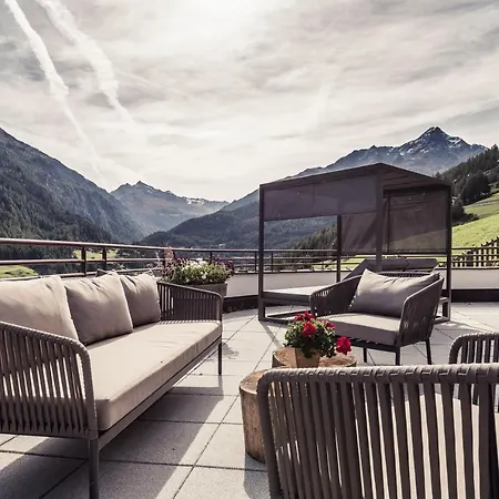 Leni Mountain Inkl Oetztal Summer Card *